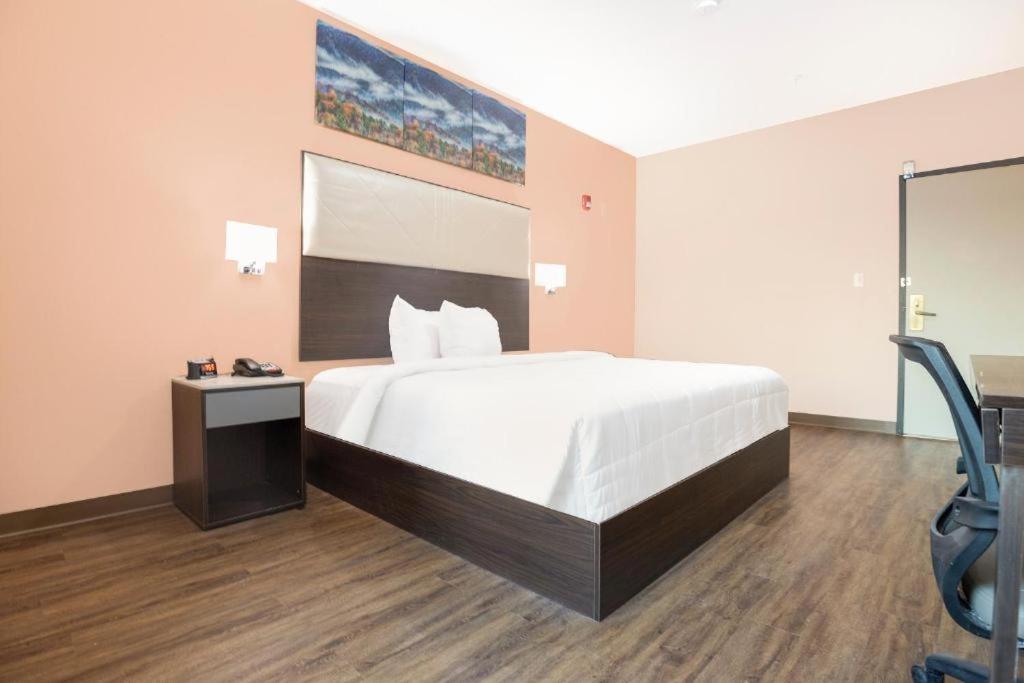 Royal Inn & Suites Adairsville Zewnętrze zdjęcie