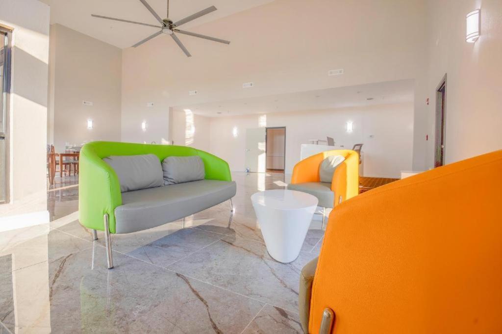 Royal Inn & Suites Adairsville Zewnętrze zdjęcie